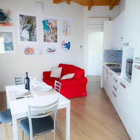 Carloforte Penthouse With Terrace 卡利亚里